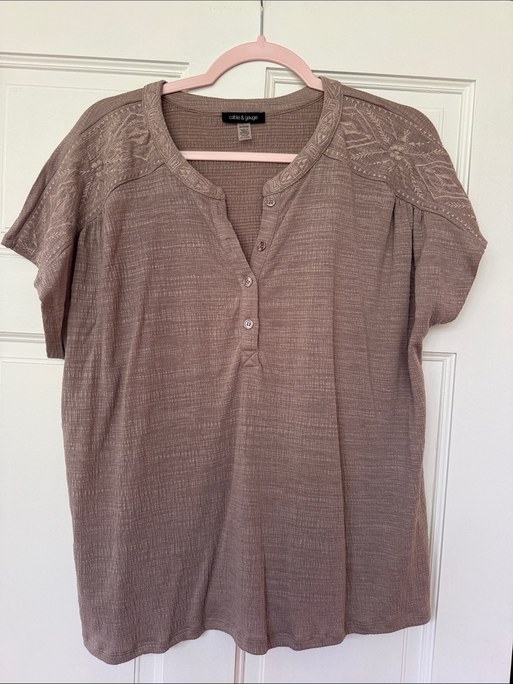 Cable & Gauge Mauve-Taupe Embroidered Henley Top